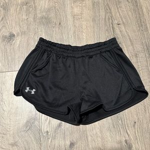 Black Under Armour shorts